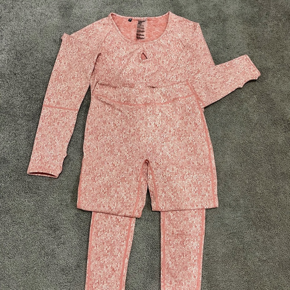 Gymshark workout outfit